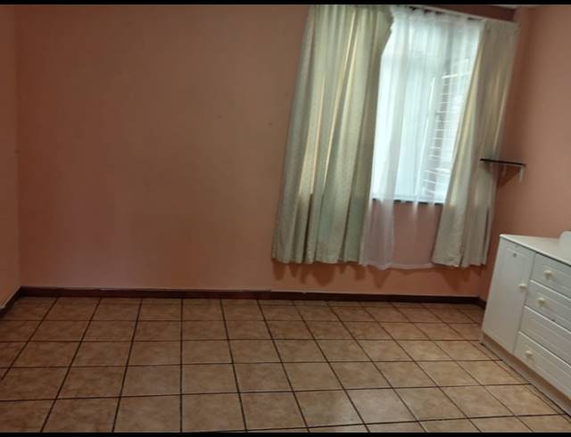 4 BEDROOM HOUSE FOR SALE IN SASOLBURG CENTRAL